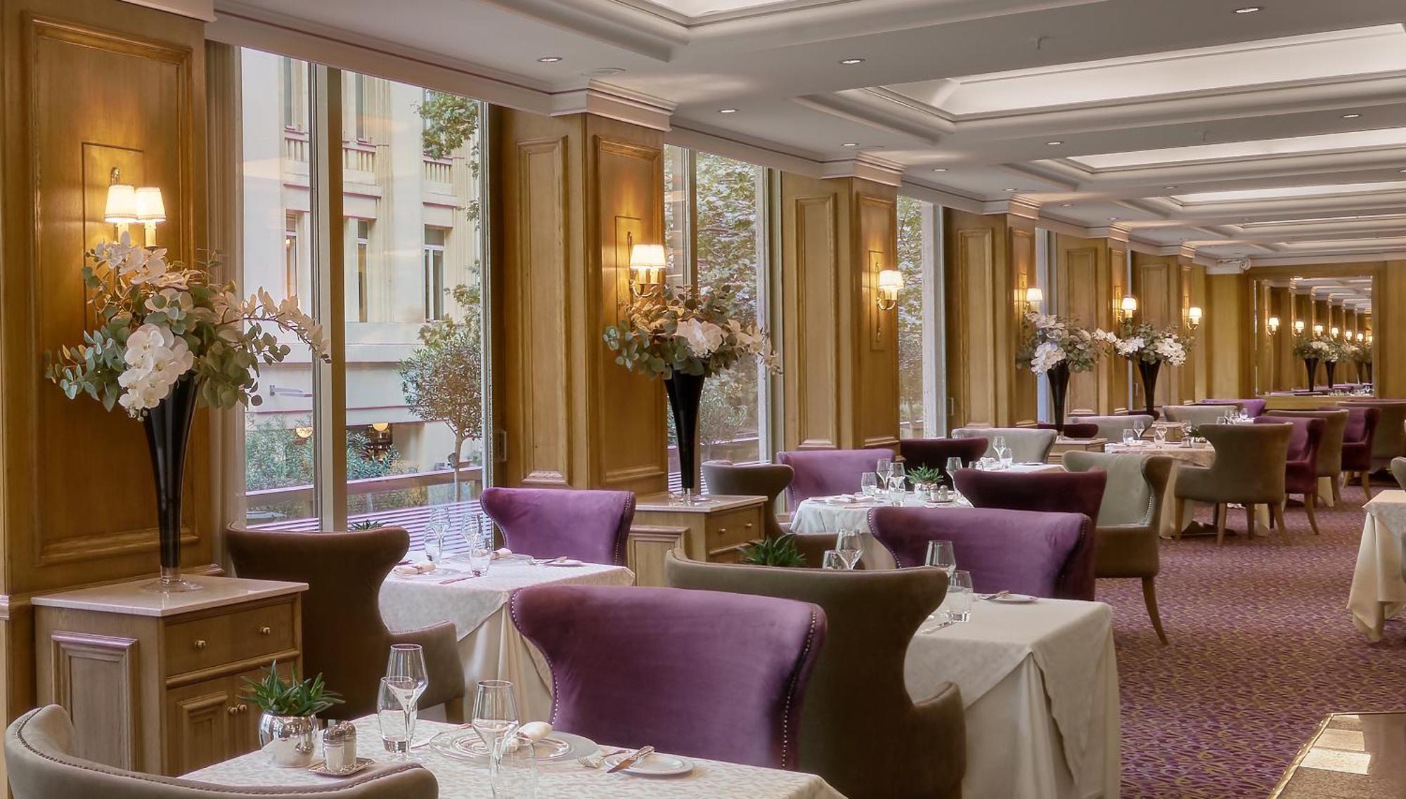 Njv Athens Plaza Hotel Ngoại thất bức ảnh The restaurant