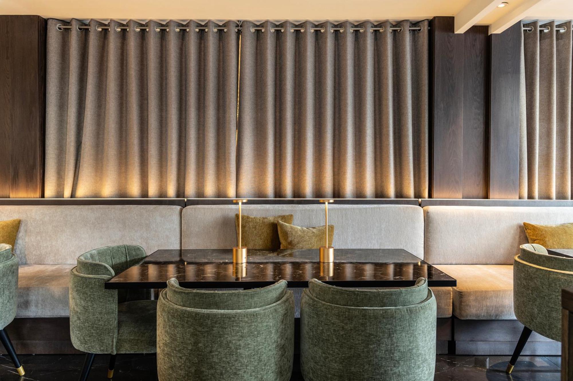 Njv Athens Plaza Hotel Ngoại thất bức ảnh